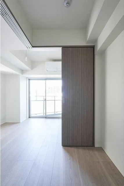 Stylio Sangenjaya - Interior - ["Building", "Fixture", "Hall"]