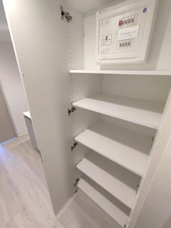 Cross Residence Takadanobaba - Interior - ["Flooring", "Wood", "Floor"]