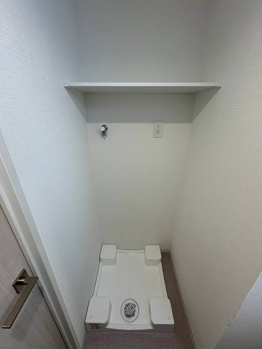 Gran Casa Sumiyoshi III - Interior - ["White", "Grey", "Silver"]