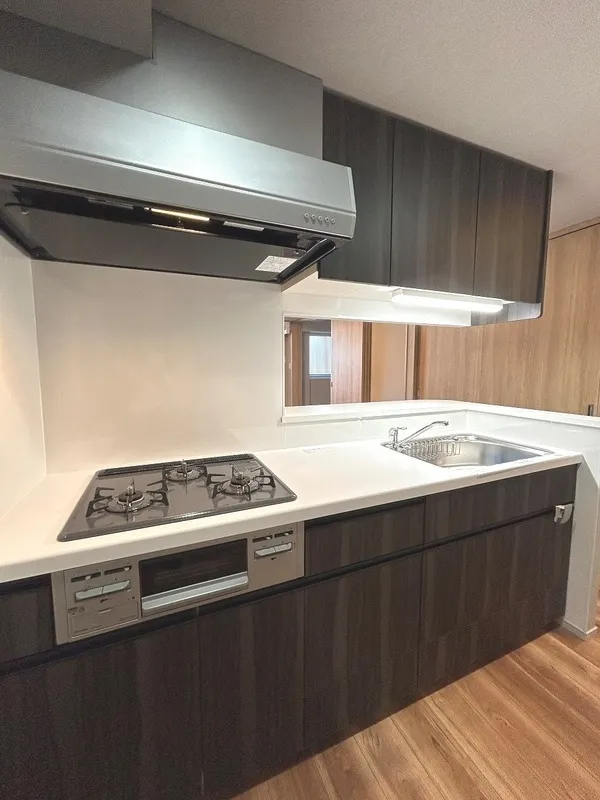 Riana Art Park Nishikasai - Interior - ["Wood", "Major appliance", "Kitchen"]