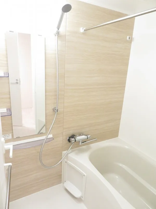 The Park Cross Monzen-Nakacho - Interior - ["Plumbing fixture", "Flooring", "Bathroom"]