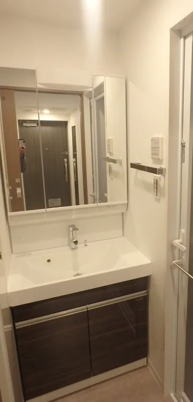 Sky Court Kuramae II - Interior - ["Bathroom Sink", "Plumbing fixture", "Sink"]