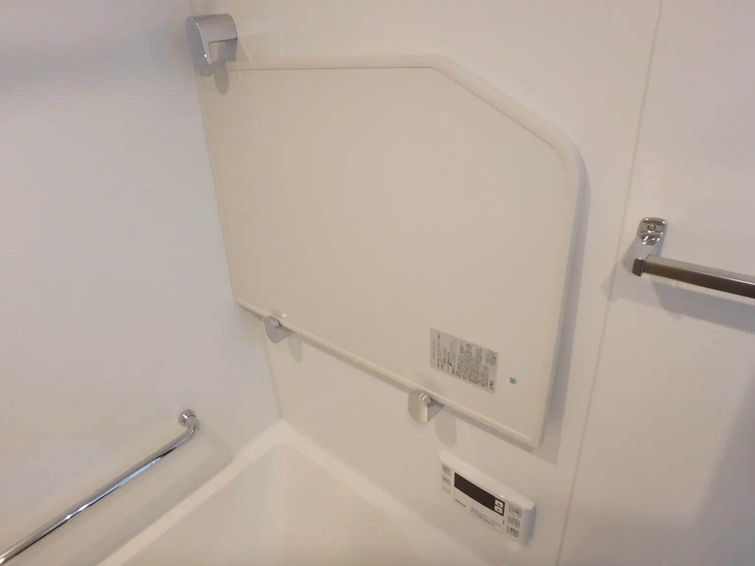 Orchid Residence Ueno - Interior - ["Bathroom", "Plumbing fixture", "Household hardware"]