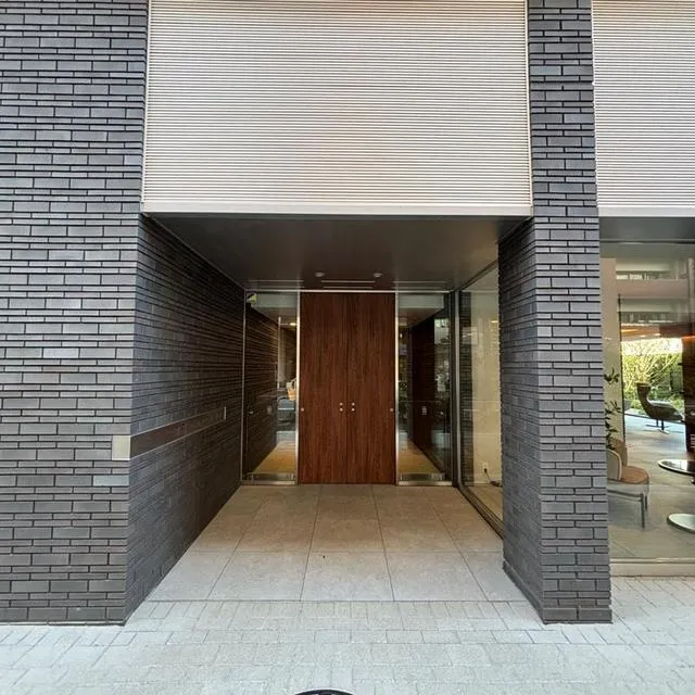 Park Axis Shinagawa Tennozu Isle - Exterior - ["Wall", "Composite material", "Home Door"]