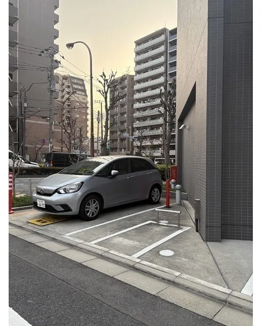Imperial Flat Musashikoyama - Exterior - ["Land vehicle", "Vehicle", "Car"]