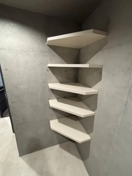 EXAM AKASAKA - Interior - ["Shelving", "Composite material", "Ceiling"]