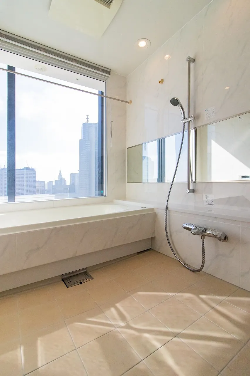 Central Park Tower La Tour Shinjuku - Interior - ["Flooring", "Floor", "Interior design"]