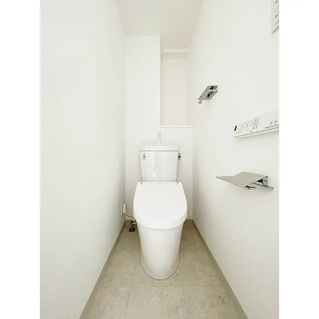Primal Nihonbashi Bakurocho - Interior - ["Plumbing fixture", "Toilet", "Toilet seat"]