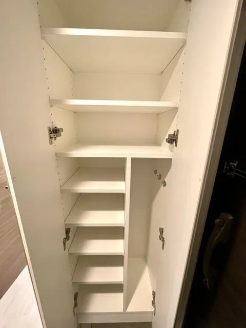 Residia Nishikoyama - Interior - ["Shelving", "Wood", "Floor"]