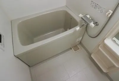 Across Meguro Tower - Interior - ["Plumbing fixture", "Floor", "Flooring"]