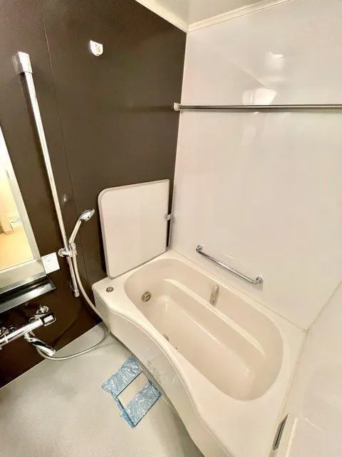 Residia Nihonbashi Bagurocho - Interior - ["Plumbing fixture", "Bathtub", "Bathroom"]