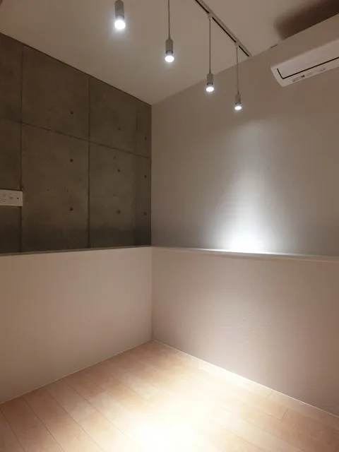 BRICK RESIDENCE Meguro Honcho - Interior - ["Wall", "Ceiling", "Light fixture"]