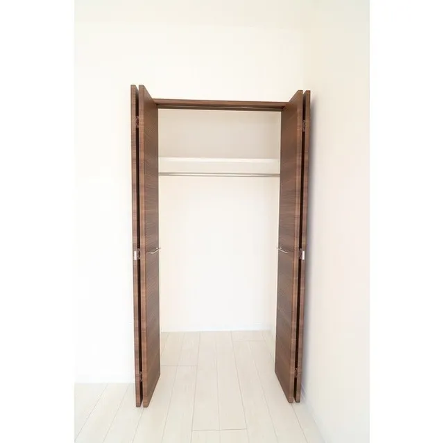 Gran Casa Omori Kaigan - Interior - ["Door", "Wood", "Rectangle"]