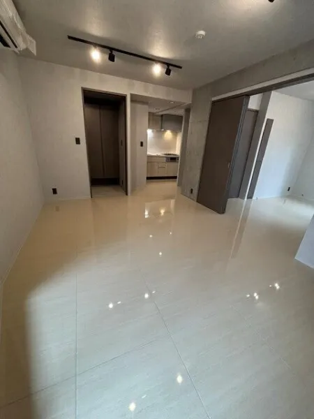 EXAM AKASAKA - Interior - ["Flooring", "Floor", "Ceiling"]