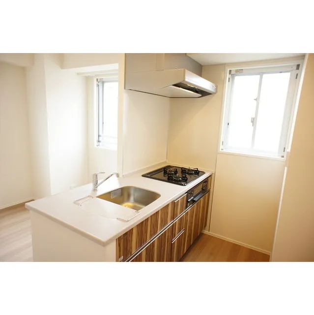 LUCULIA COURT - Interior - ["Tap", "Cabinetry", "Plumbing fixture"]