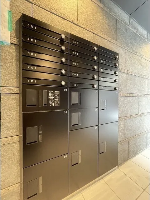Well Square Nishioi - Exterior - ["Locker"]