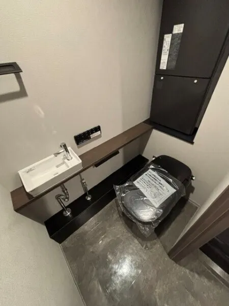 EXAM AKASAKA - Interior - ["Flooring", "Floor", "Plumbing fixture"]
