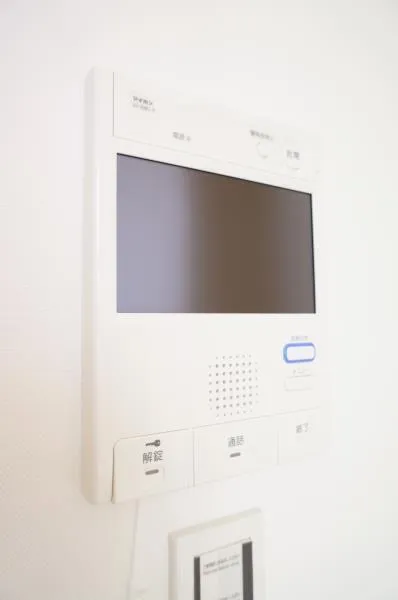 Yatsuyama Sanwa House - Interior - ["Home Security", "Electronics", "Display device"]