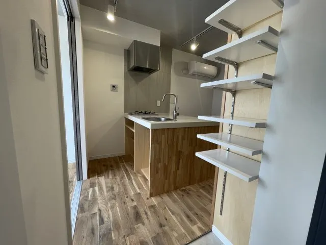 Apice Meguro - Interior - ["Furniture", "Cabinetry", "Shelf"]