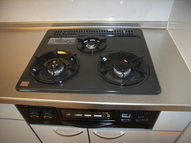 Fine Crest Kamimeguro - Interior - ["Kitchen Appliance", "Electronic device", "Major appliance"]