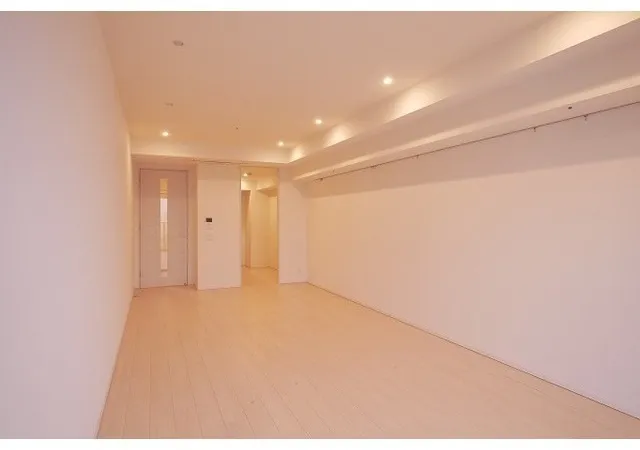 Comforia Shinjuku East Side Tower - Interior - ["Flooring", "Floor", "Wood"]