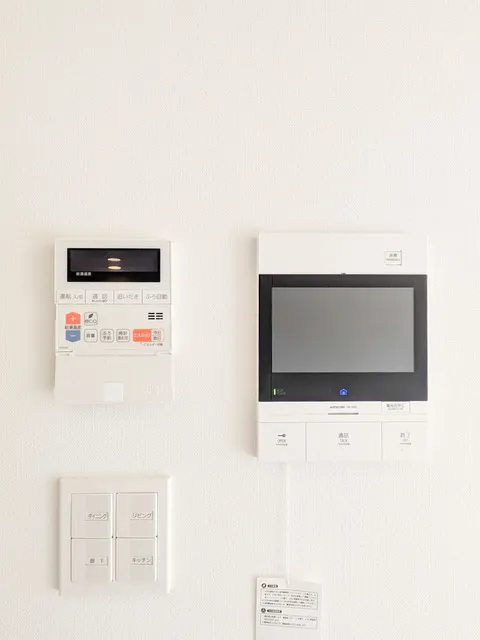 Comforia Liv Hirai MUTIO - Interior - ["Electronic device", "Technology", "Machine"]