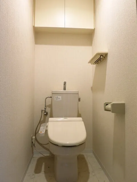 KDX Residence Asagaya - Interior - ["Toilet seat", "Plumbing fixture", "Flooring"]