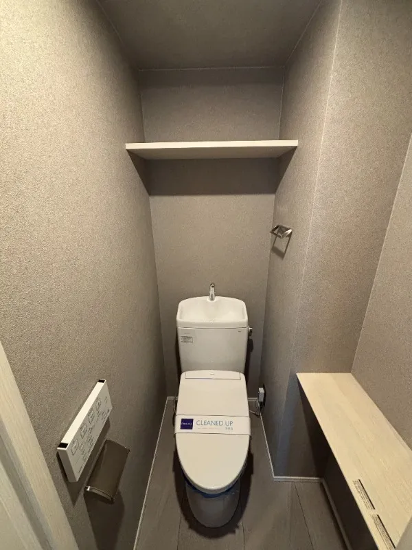 RESIDIA Kichijoji - Interior - ["Toilet seat", "Flooring", "Toilet"]