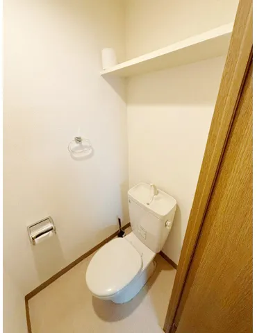 Maison De Ville Shibadaimon - Interior - ["Flooring", "Floor", "Plumbing fixture"]