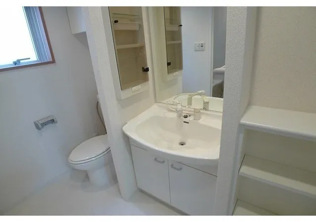 Storia - Interior - ["Bathroom Sink", "Plumbing fixture", "Flooring"]