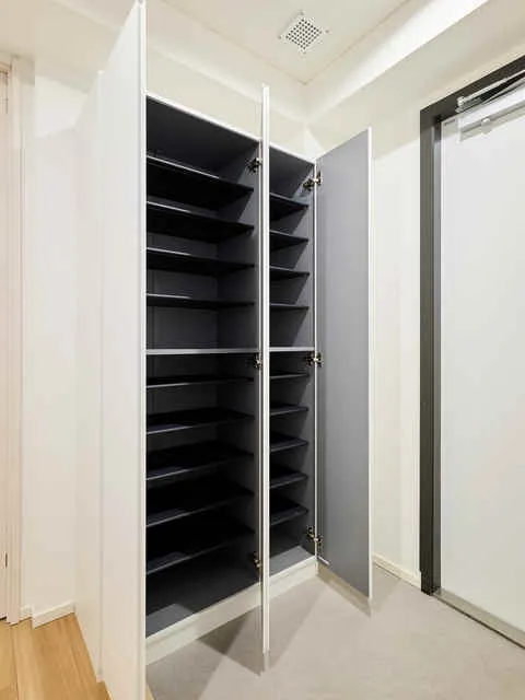 Comforia Takenotsuka East - Interior - ["Flooring", "Wood", "Interior design"]