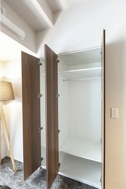 Tokyo Port City Takeshiba Residence Tower - Interior - ["Wood", "Flooring", "Furniture"]