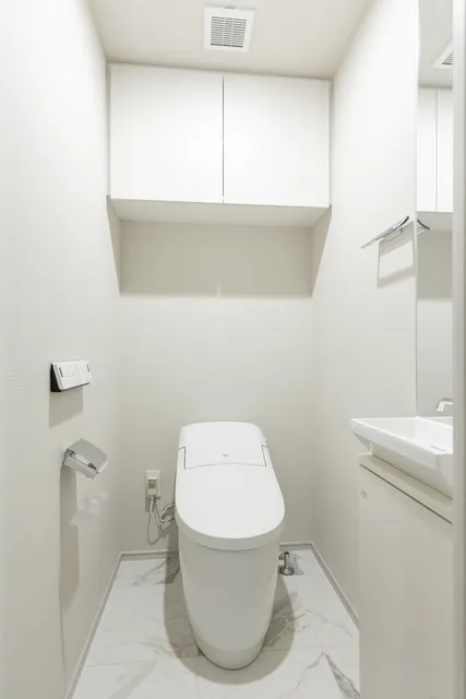 The Park Ones Takanawa - Interior - ["Toilet seat", "Toilet", "Interior design"]