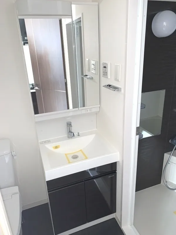 GRAN PASEO Honkomagome - Interior - ["Interior design", "Plumbing fixture", "Plumbing"]