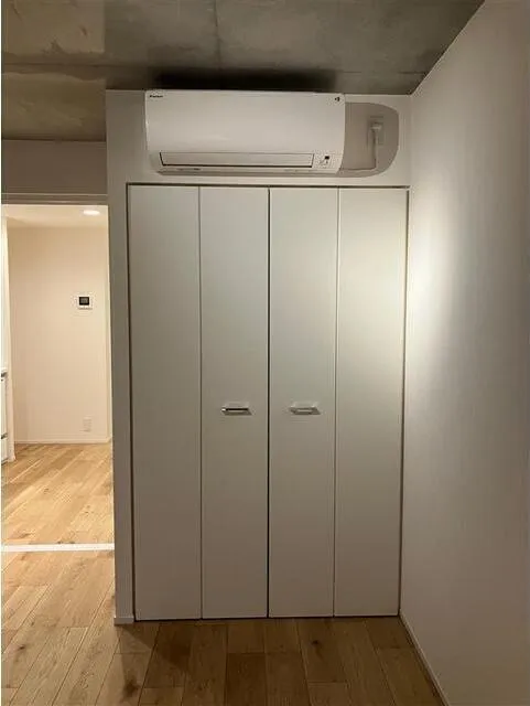 SOLASIAresidenceToritsu University - Interior - ["Cabinetry", "Fixture", "Wood"]