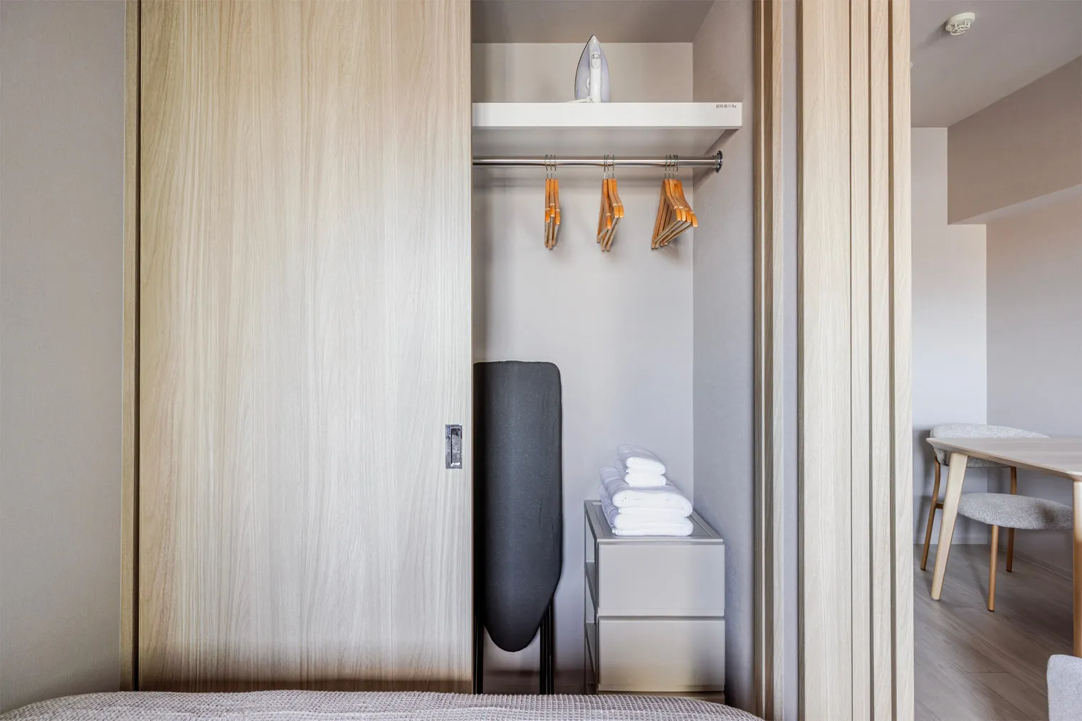 Duo Flats Ikejiri-Ohashi Norris - Interior - []