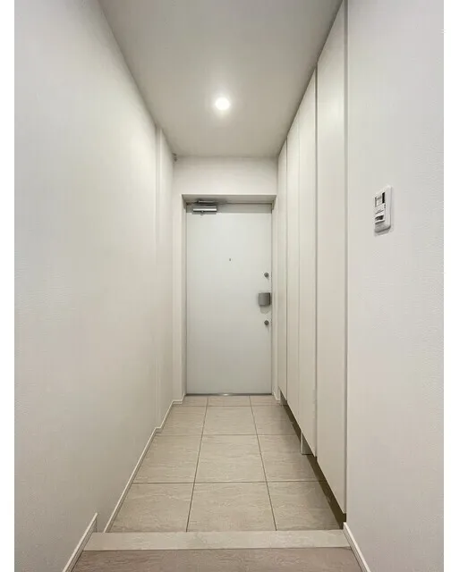 Comforia Nakakasai - Interior - ["Flooring", "Floor", "Wood"]