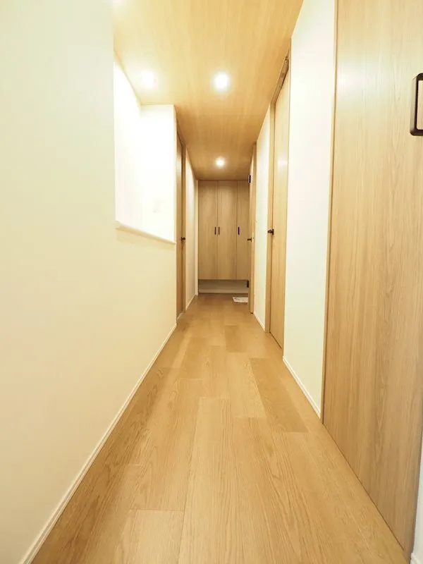Residia Tower Kamiikebukuro (Tower Building) - Interior - ["Flooring", "Floor", "Wood flooring"]