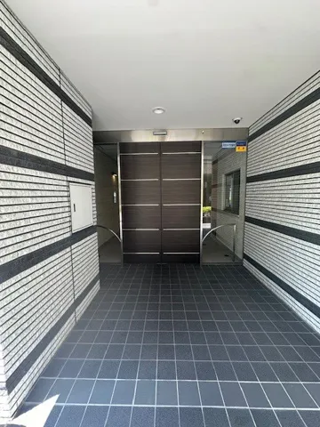 Prime Urban Sendagi - Exterior - ["Building material", "Tile", "Tile Flooring"]