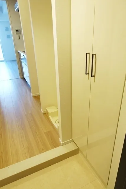 Park Axis Oshiage South - Interior - ["Flooring", "Floor", "Wood"]