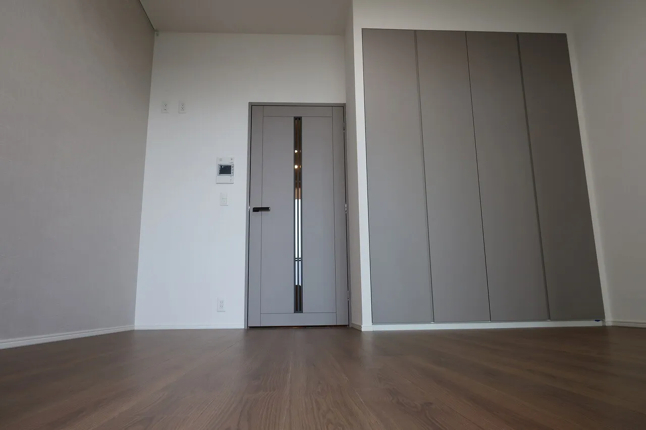 Laurel Tower Renai Hamamatsucho - Interior - ["Building", "Door", "Fixture"]