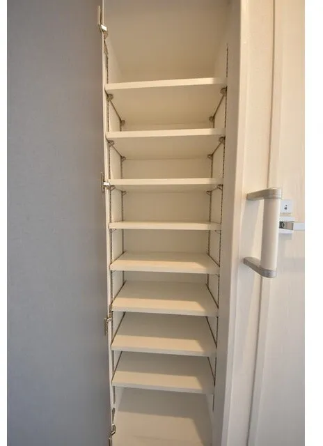 Grand Paseo Oshiage - Interior - ["Shelving", "Shelf", "Household hardware"]