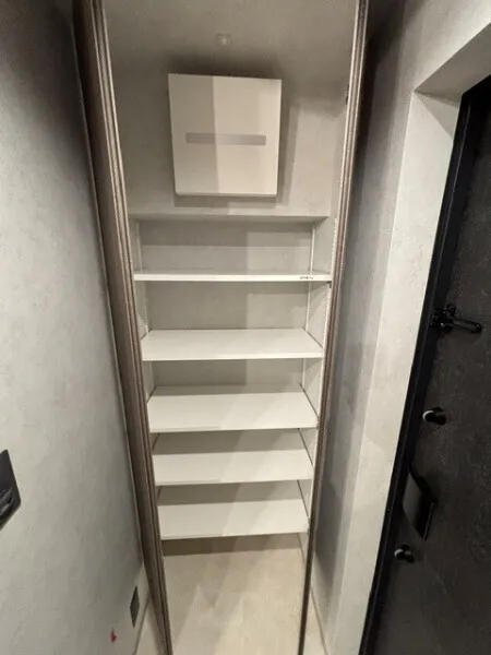 EXAM AKASAKA - Interior - ["Wood", "Shelving", "Shelf"]