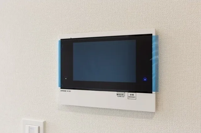 Comforia Kitazawa - Interior - ["Output device", "Rectangle", "Computer monitor accessory"]