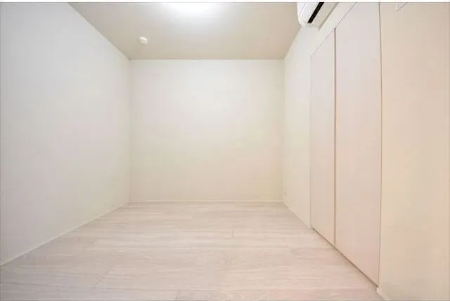 343 Residence Korakuen (Open Residence) - Interior - ["Flooring", "Floor", "Wall"]