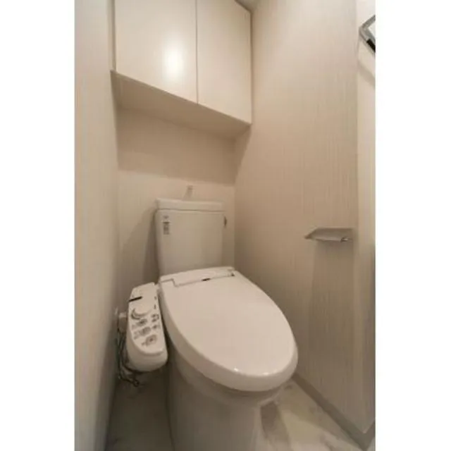 Espa Roma Mejiro - Interior - ["Toilet", "Property", "Toilet seat"]