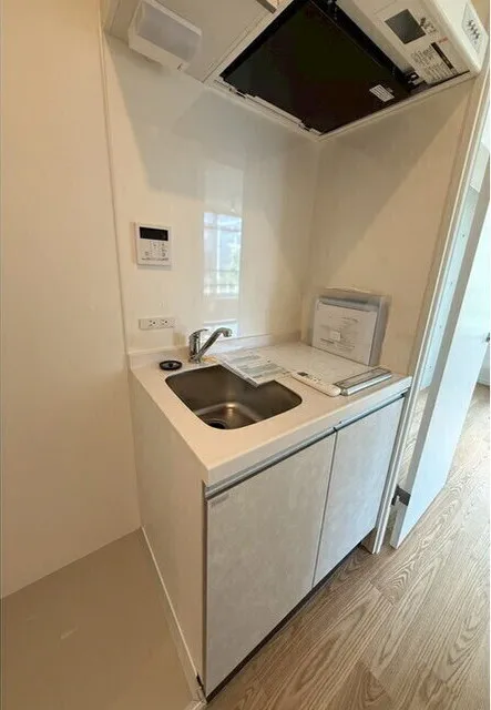 Project Kita-Shinjuku - Interior - ["Floor", "Major appliance", "Plumbing fixture"]