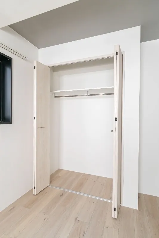 K-Suite Tokyo Toritsu Daigaku - Interior - ["Wood", "Flooring", "Floor"]