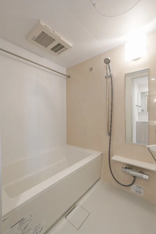 Due Nippori III - Interior - ["Flooring", "Floor", "Plumbing fixture"]