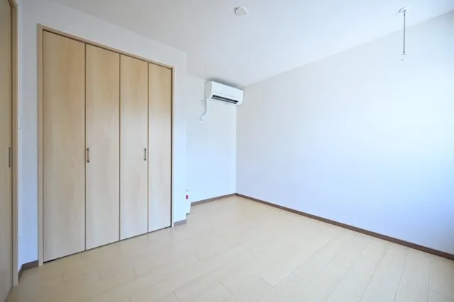 CENTRAL GARDEN RESIDENCE TOKYO - Interior - ["Flooring", "Floor", "Wood"]
